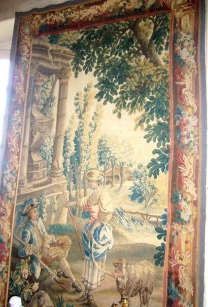 Jolie portière de tapisserie en laine Aubusson...