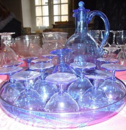 Service à porto en verre couleur saphir....