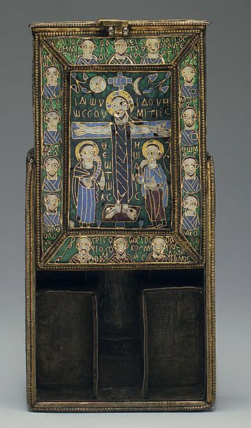 Reliquary box, staurothèque, in engraved...