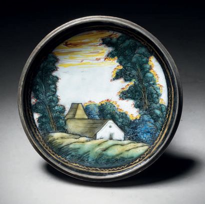 Enamel inkwell painted in grisaille with...