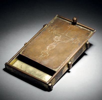 Reliquary box, staurothèque, in engraved...