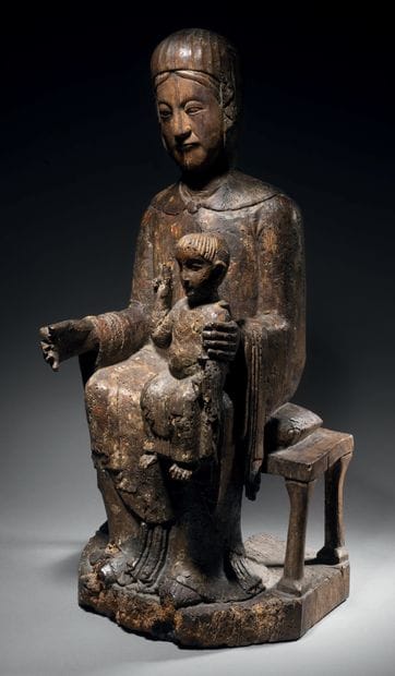 Virgin in Majesty in walnut carved in the...
