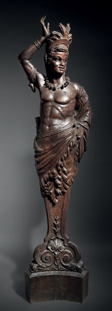 Importante torchère en chêne sculpté en ronde...