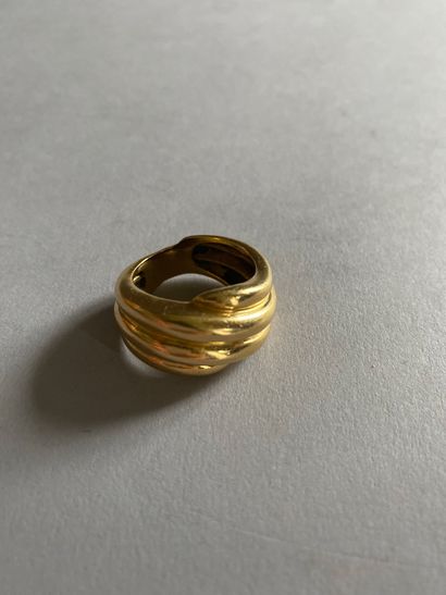 Godron ring in 750°/°° gold
Weight : 11 ...