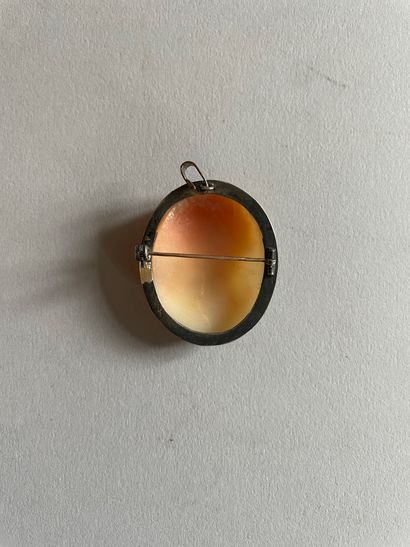 Silver pendant brooch 800°/°° with shell...