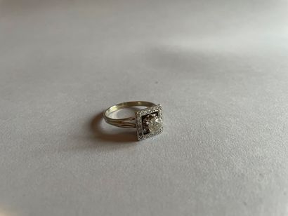 Ring in 750°/°° white gold set with a 0.5...