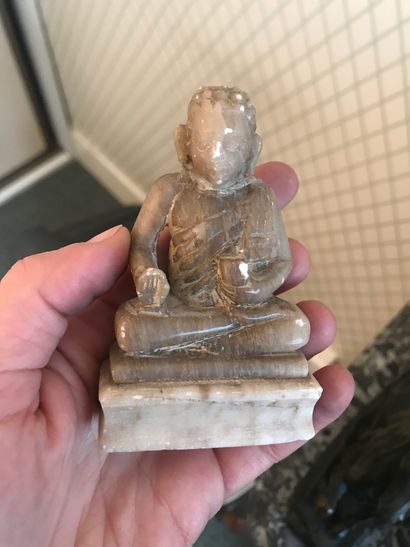Ensemble de trois figures de Bouddha
Dont...
