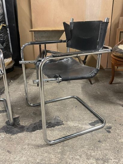 Marcel BREUER
Paire de fauteuils de bureau...