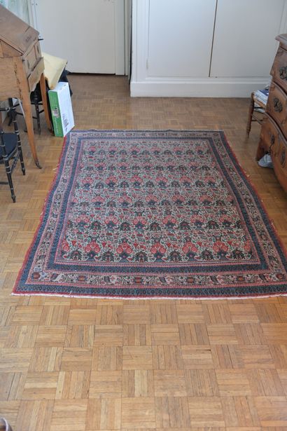 Ensemble de trois tapis d'Orient
En laine...