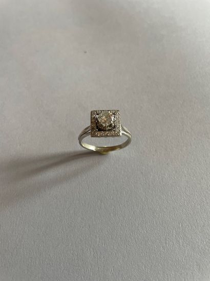 Ring in 750°/°° white gold set with a 0.5...