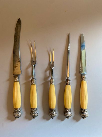 Set of serving cutlery, including :
- Cutlery...