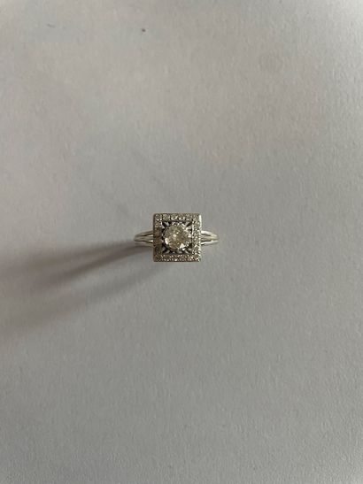 Ring in 750°/°° white gold set with a 0.5...