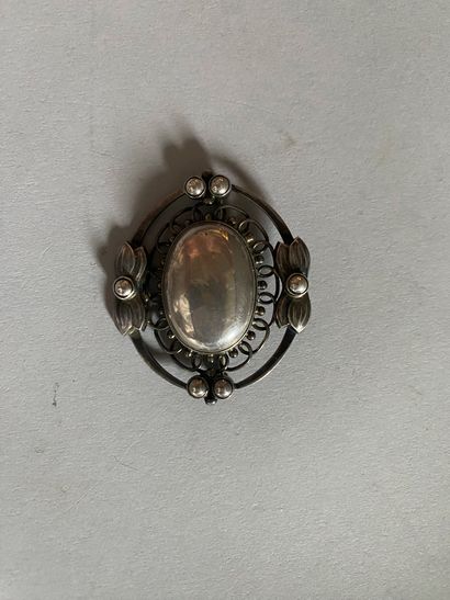 Georg JENSEN
925°/°° silver brooch
Gross...