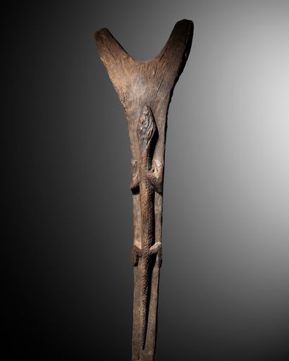 POTEAU DE CASE BAMBARA, MALI Bois
H. 238...