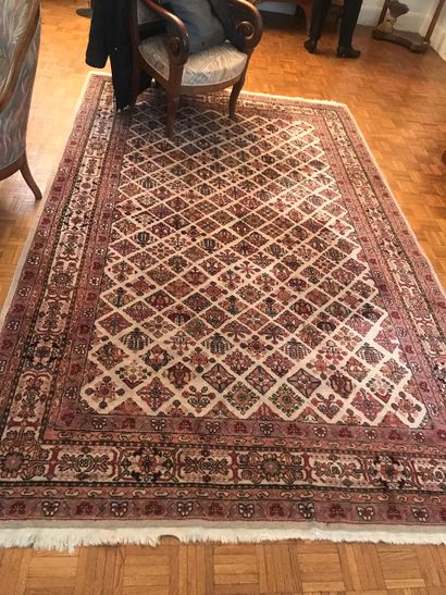 Ensemble de trois tapis d'Orient
En laine...