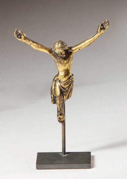 Christ in gilded bronze, solid cast.
14th...