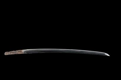Koto wakizashi
Late Muromachi (1333 - 1573)

Signed...