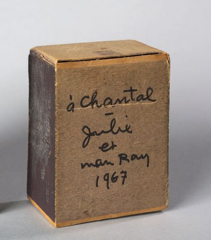 MAN RAY.
BOÎTE D'ALLUMETTES OBJET. 1967,...