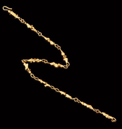 Jean MAHIE (née en 1943)
Collier articulé...