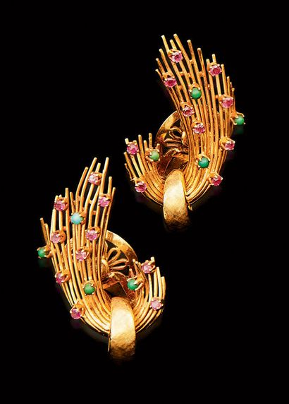 Paire de clips d'oreille gerbe en or 750°/°°...