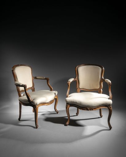 Pair of cabriolet armchairs in molded and...