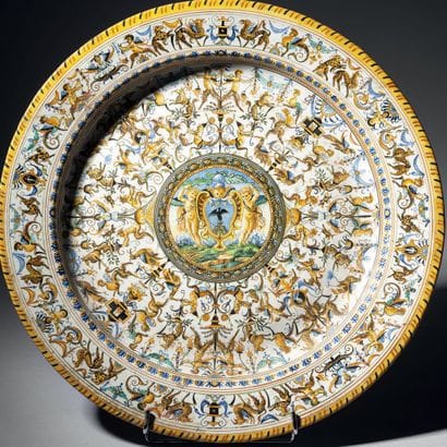 Italie
Large round earthenware dish in the...