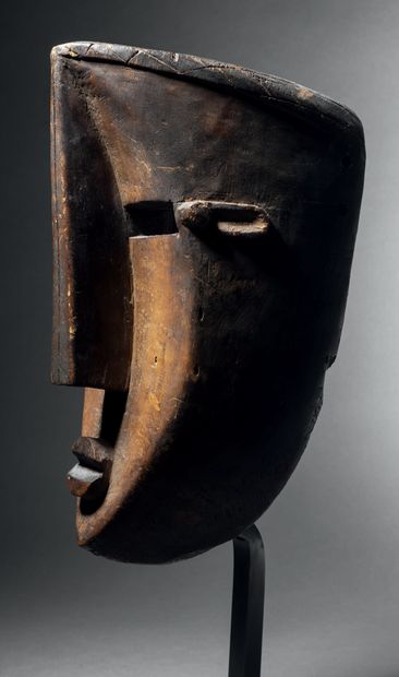 Lwalwa mask
Democratic Republic of Congo
Wood
H....