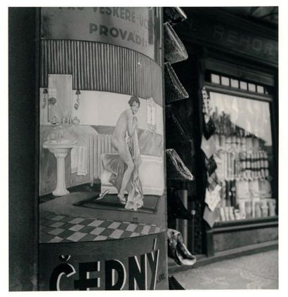 [STYRSKY Jindrich]
4 PHOTOGRAPHIES. 18 x...