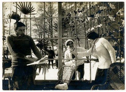 Max Linder
«Le petit café» de Raymond Bernard...