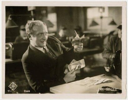 (PAUL MARTIN)
Hans Albers Der Sieger, 1932...