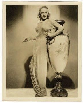 Dossier de promotion de Marlène Dietrich...