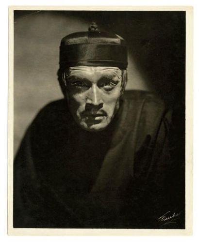 (Paul Fejos)
Conrad Veidt dans Erik le mystérieux,...