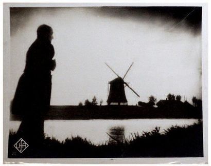 (Wilhelm Thiele)
Nicolas Koline dans Vive...