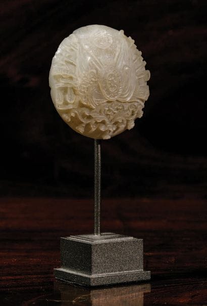 Precious carved button. Mother-of-pearl
Ottoman,...