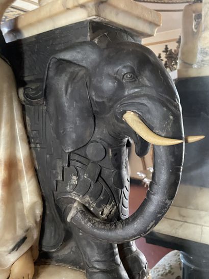 Richard AURILI (1864-1943)
Orientale à l’éléphant
Importante...