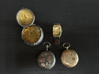 Small octagonal ladies' watch dial, case...