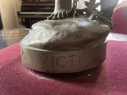 Antonin MERCIE (1845-1916)
Gloria Victis
Sculpture...