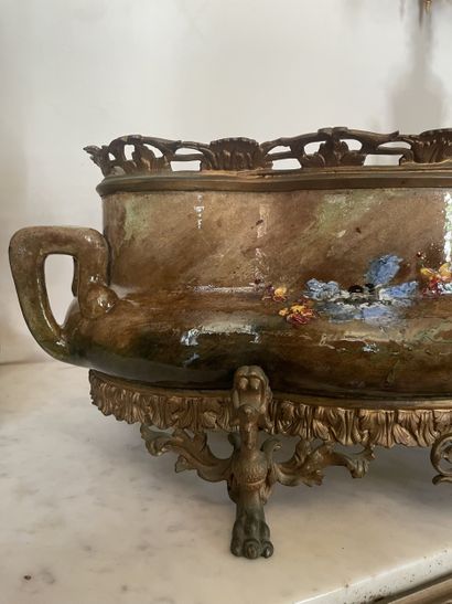 Jardinière oblongue à panse surbaissé en...