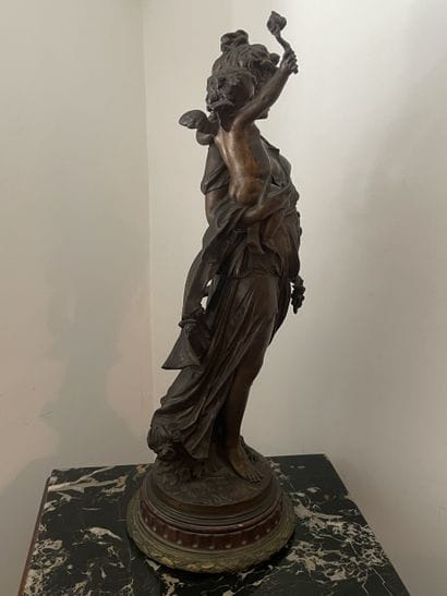Léon GREGOIRE (XIX-XX)
Allegory of Fertility
Sculpture...