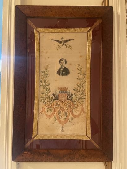 Historical souvenir
Lyon silk woven with...