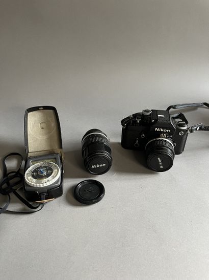 Nikon Photomic F2 black camera with Nikon...