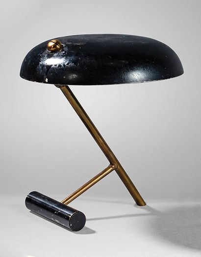 ITALIAN WORK
Single-light table lamp in black...