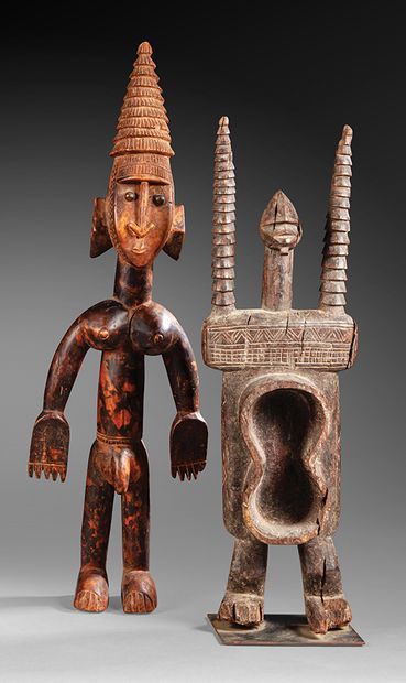 Set of two Bambara statues, Mali
Wood
H....