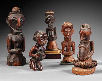 Lot of five fetish-style statuettes, Luba,...