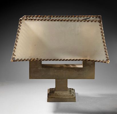 KAZA
Nickel-plated metal table lamp with...