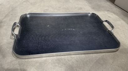 MODERN WORK
Rectangular top in chromed metal...