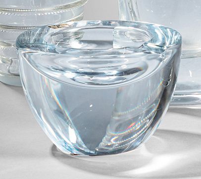 CRISTAL DE SEVRES
White crystal ashtray with...
