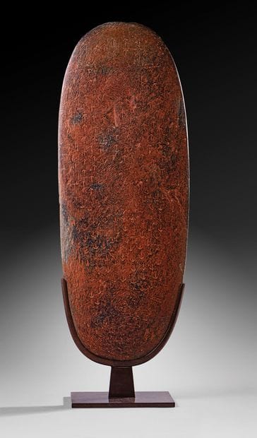 Exceptional sacred tablet or Churinga (Tjuringa)...