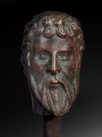 Male head in bronze
Bronze with shaded patina
12th-century...