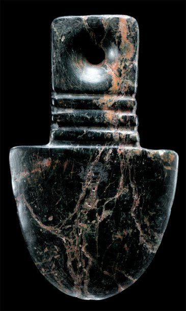 Hache votive Culture Chorrera, Equateur 800...